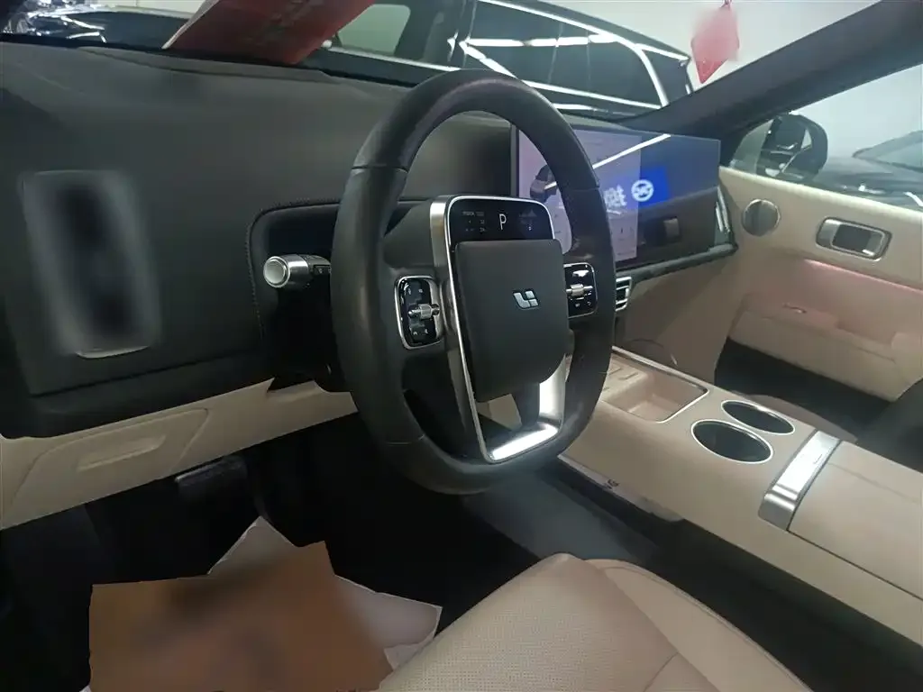 Li Auto L8 2024 из CN, фото 9