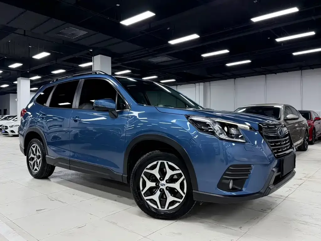 Subaru Forester 2023 из CN, фото 4