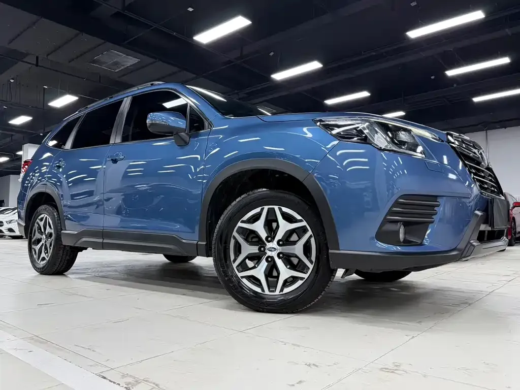 Subaru Forester 2023 из CN, фото 6