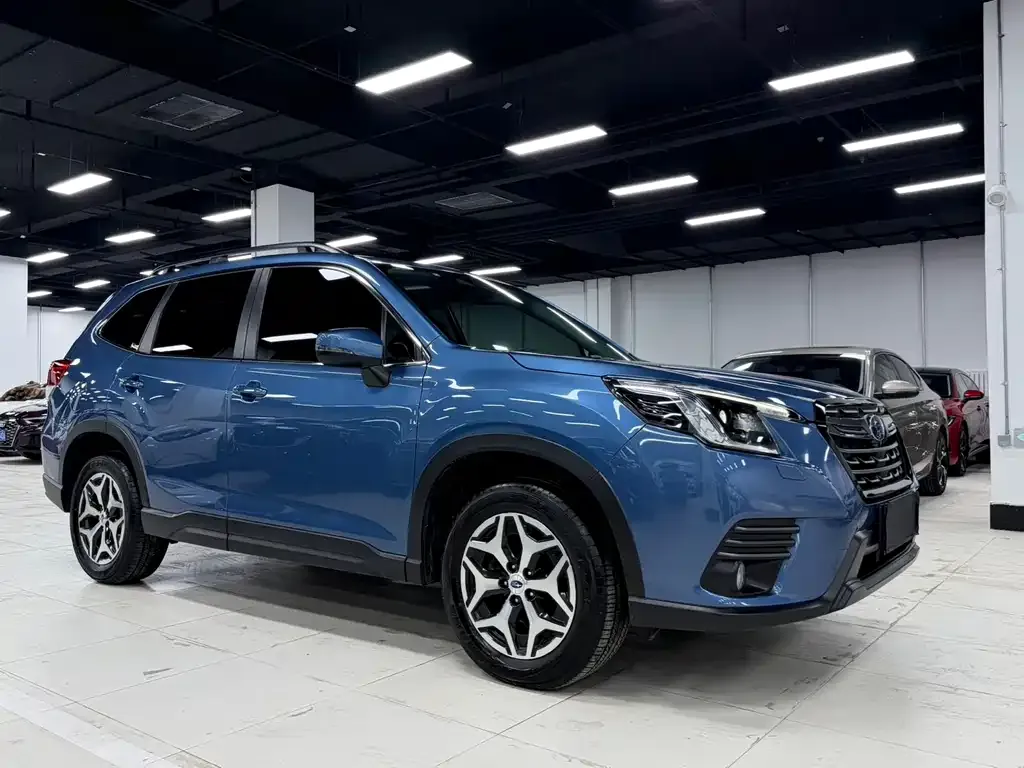 Subaru Forester 2023 из CN, фото 3