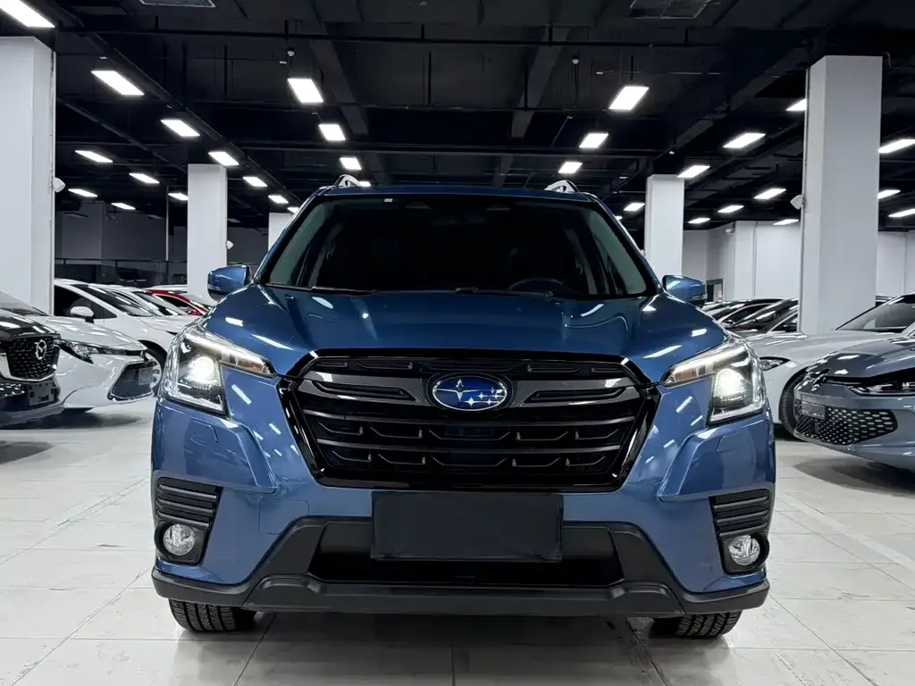 Subaru Forester 2023 из CN, фото 2