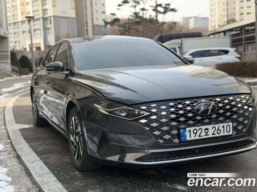 Hyundai Grandeur 2022 из KR, фото 2