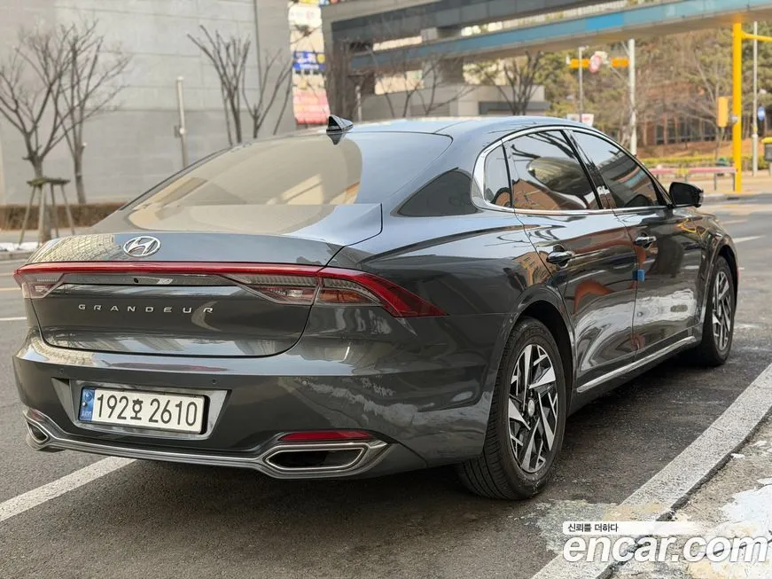 Hyundai Grandeur 2022 из KR, фото 7