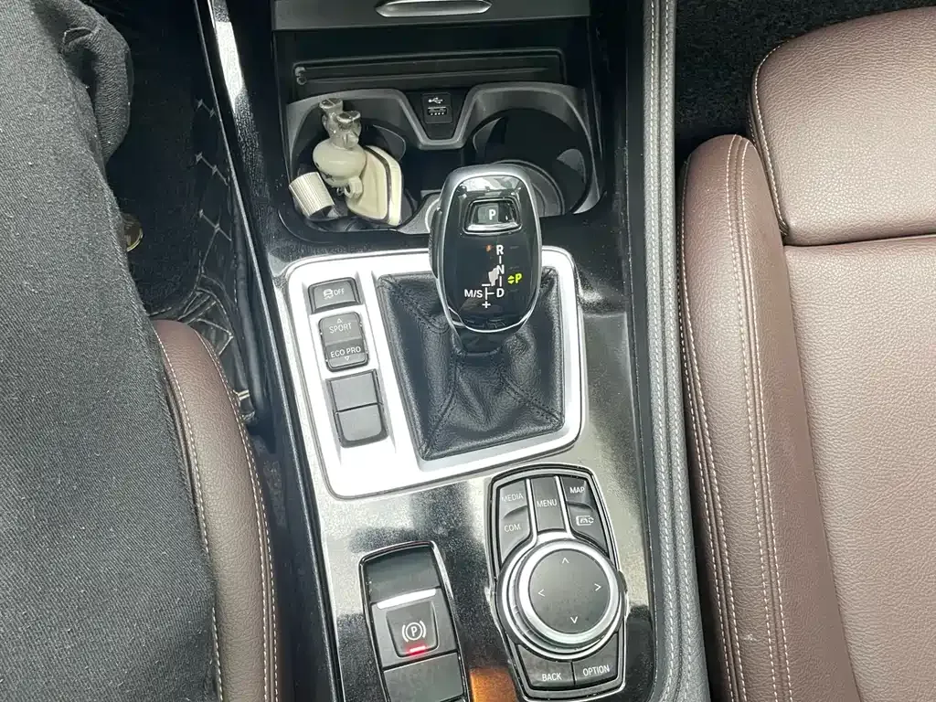 BMW 1 Series 2022 из CN, фото 8