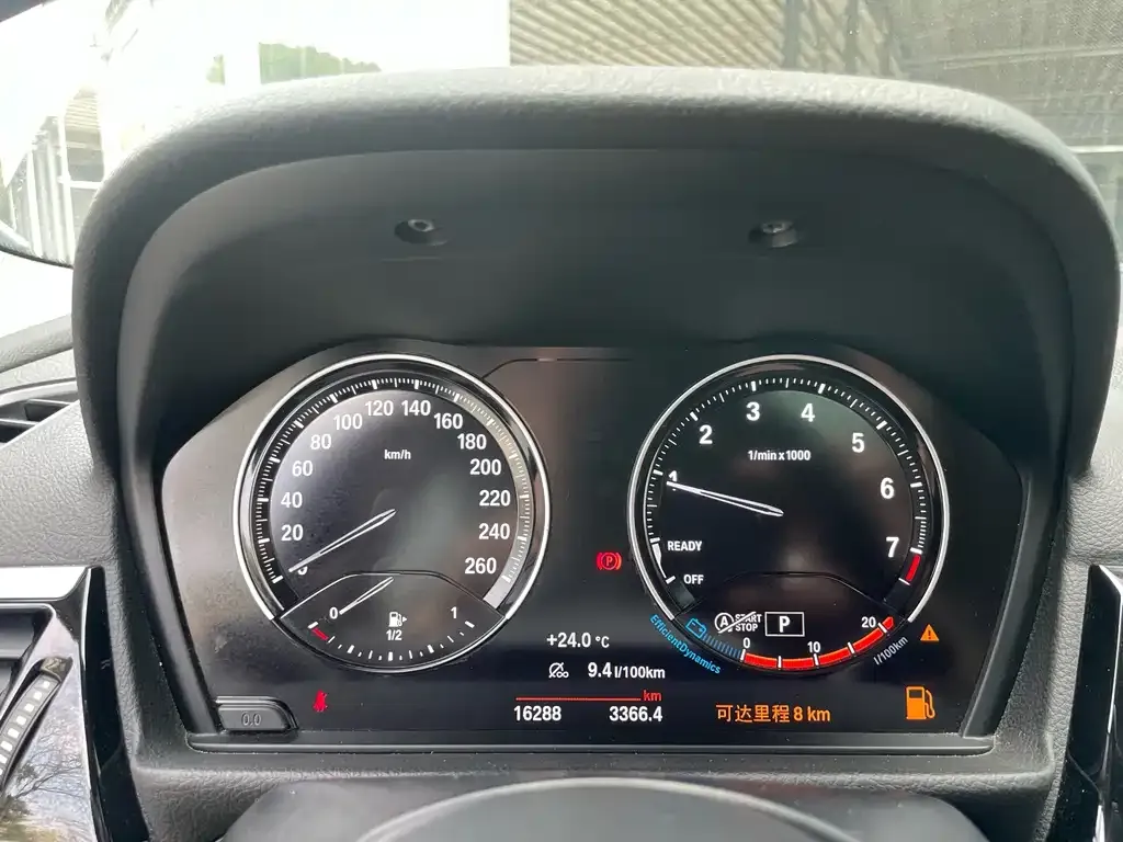 BMW 1 Series 2022 из CN, фото 6