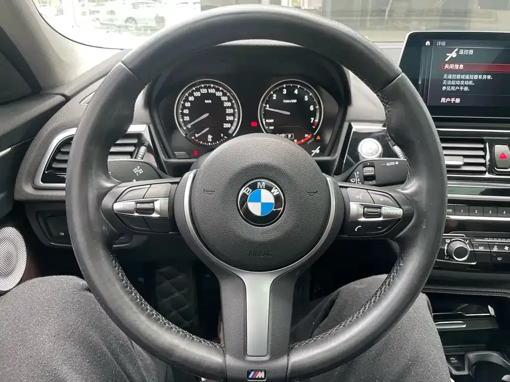 BMW 1 Series 2022 из CN, фото 3