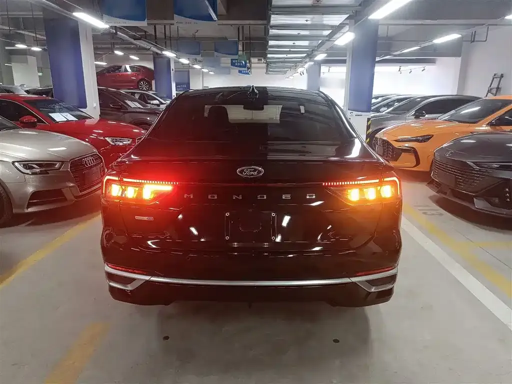 Ford Mondeo 2023 из CN, фото 10