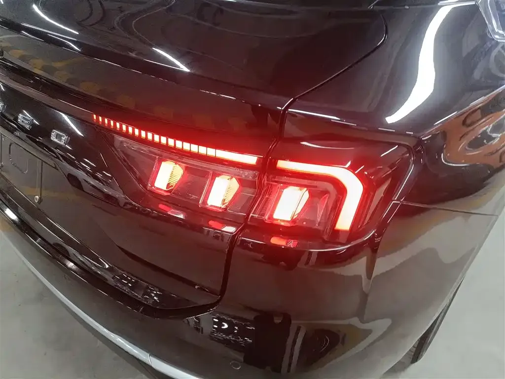 Ford Mondeo 2023 из CN, фото 7