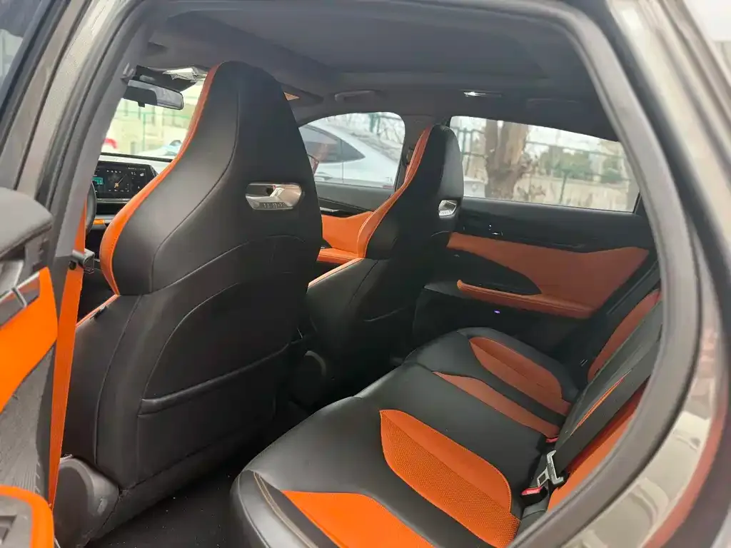Changan UNI-V 2024 из CN, фото 3