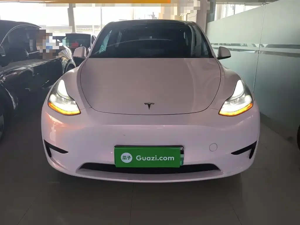 Tesla Model Y 2024 из CN, фото 5