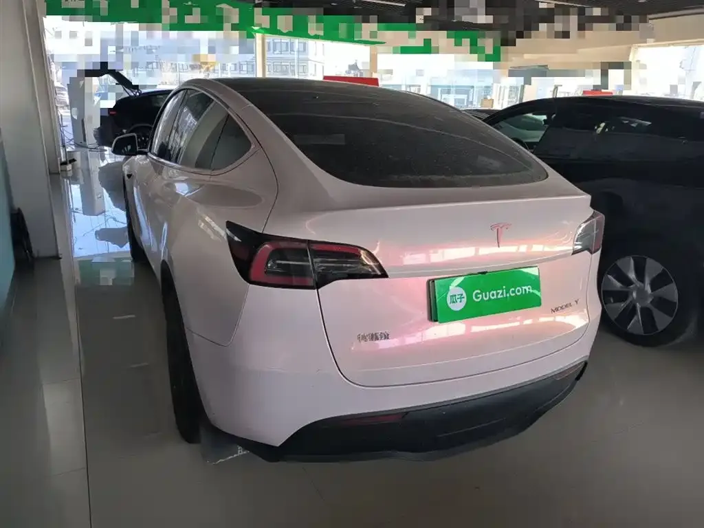 Tesla Model Y 2024 из CN, фото 4