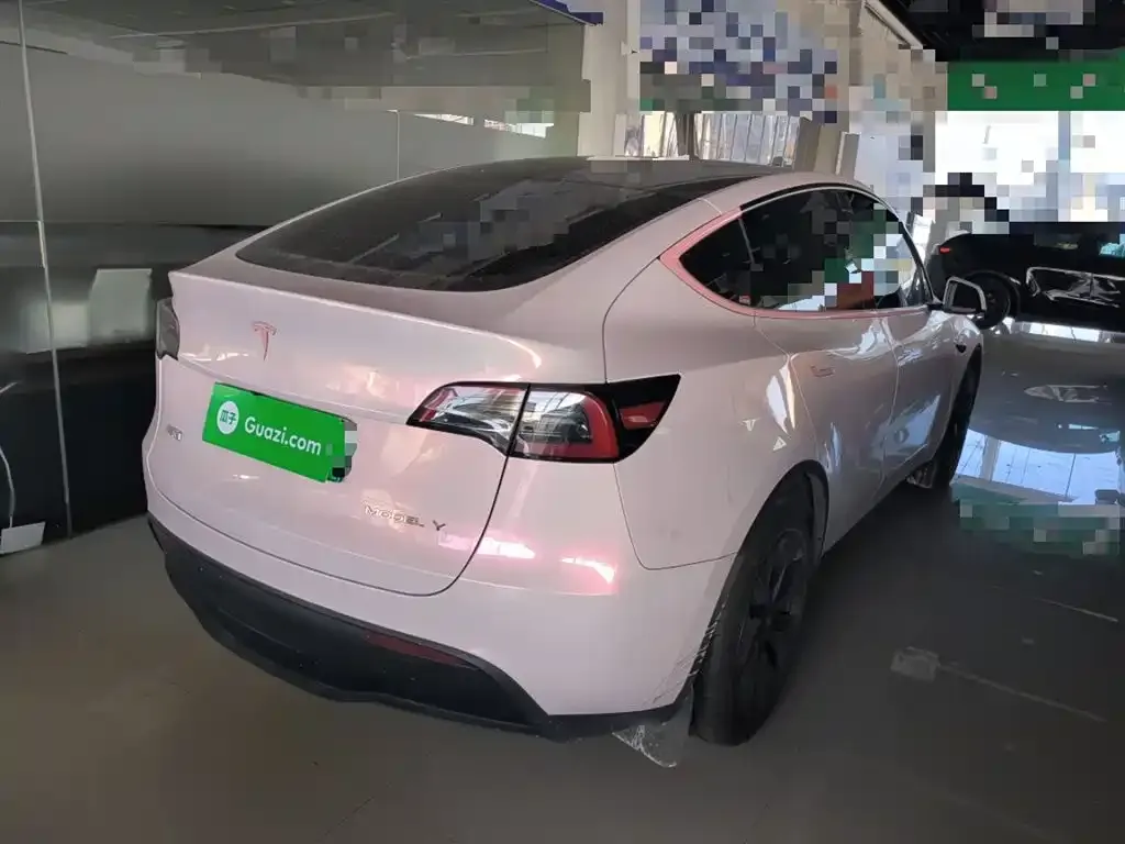 Tesla Model Y 2024 из CN, фото 8