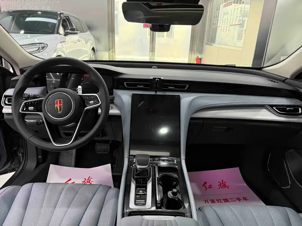 Hongqi H5 PHEV 2025 из CN, фото 4