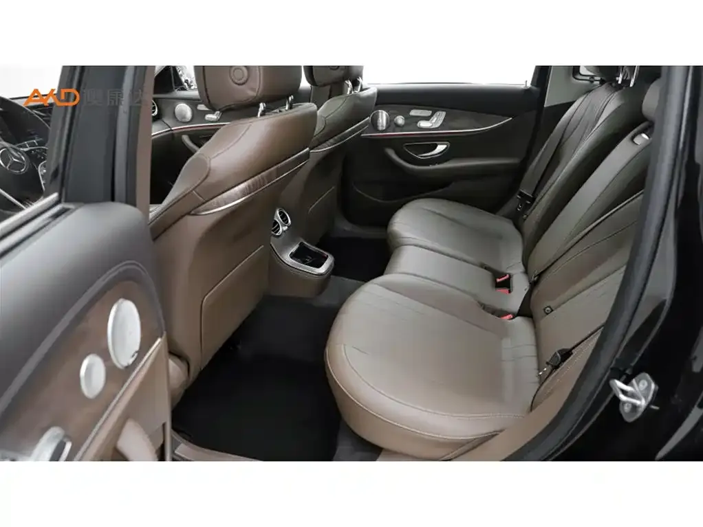 Mercedes-Benz E-Class 2022 из CN, фото 4