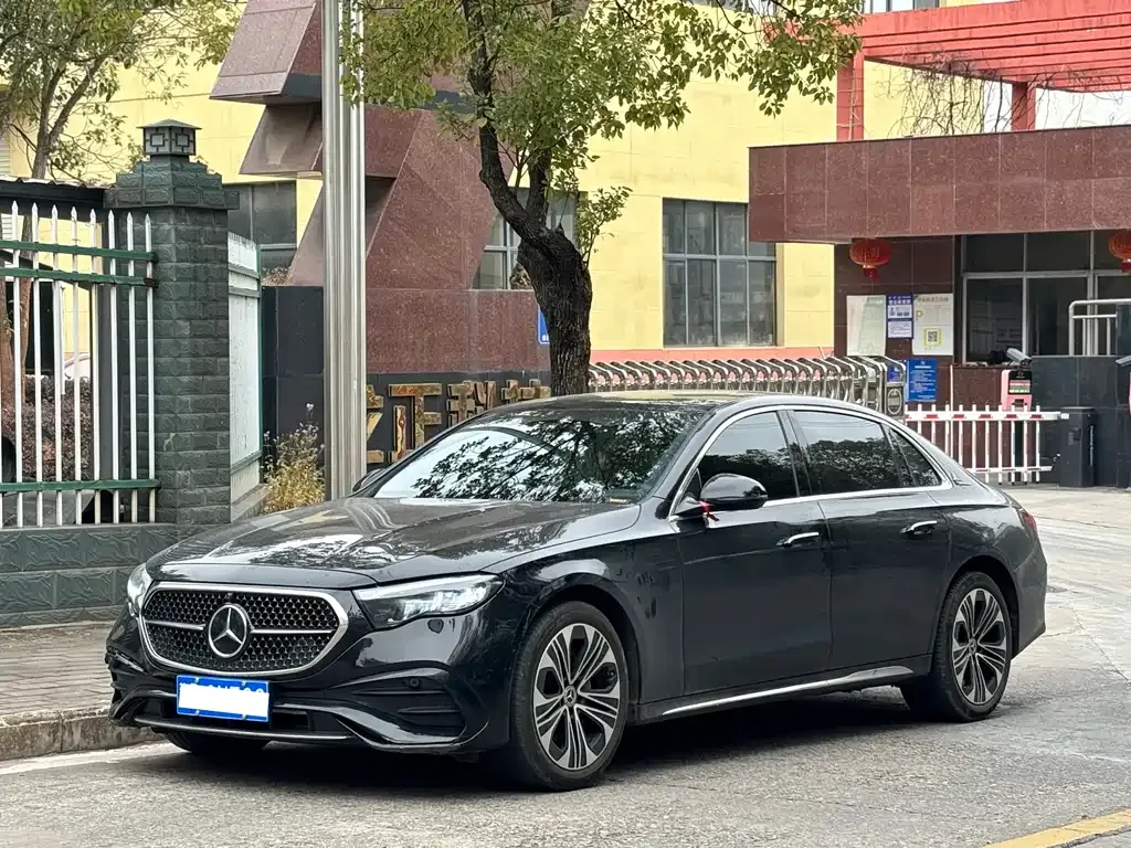 Mercedes-Benz E-Class 2024 из CN, фото 1