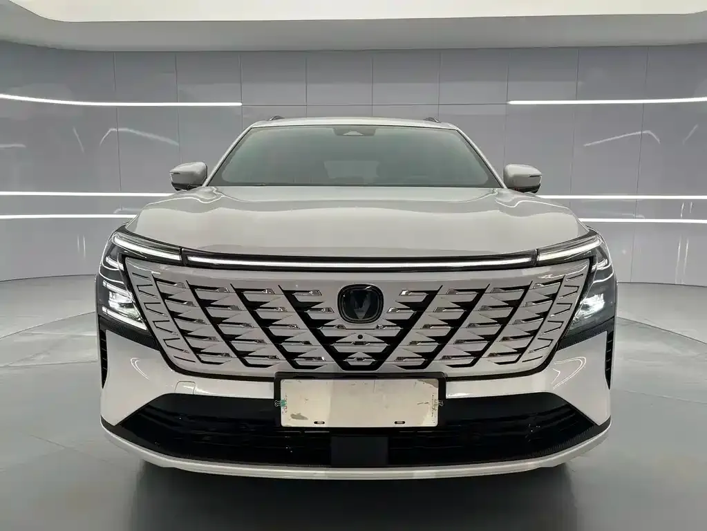 Changan CS75PLUS 2025 из CN, фото 3