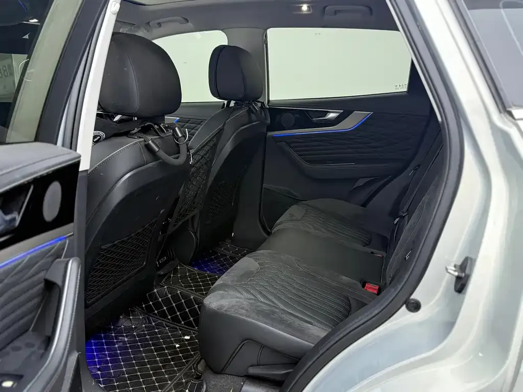 Hongqi HS5 2023 из CN, фото 10