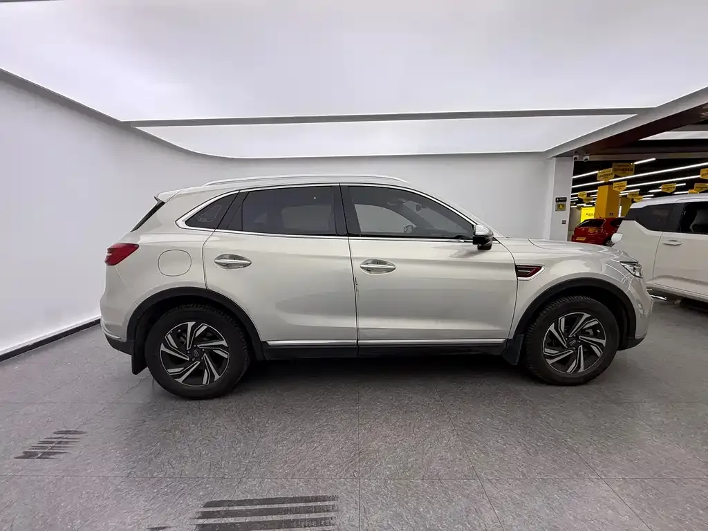 Hongqi HS5 2023 из CN, фото 8