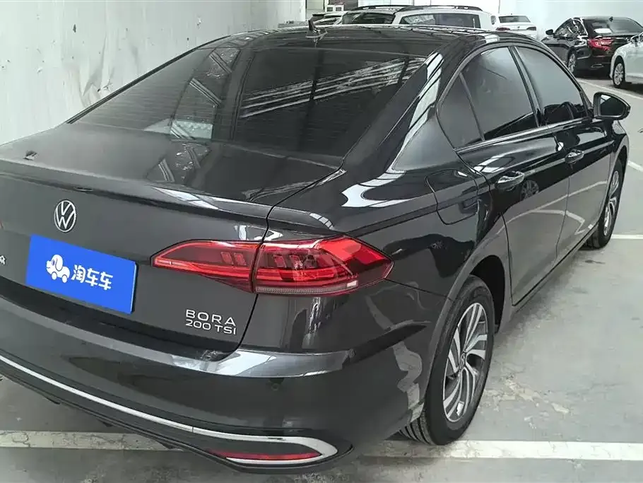 Volkswagen Bora 2023 из CN, фото 9