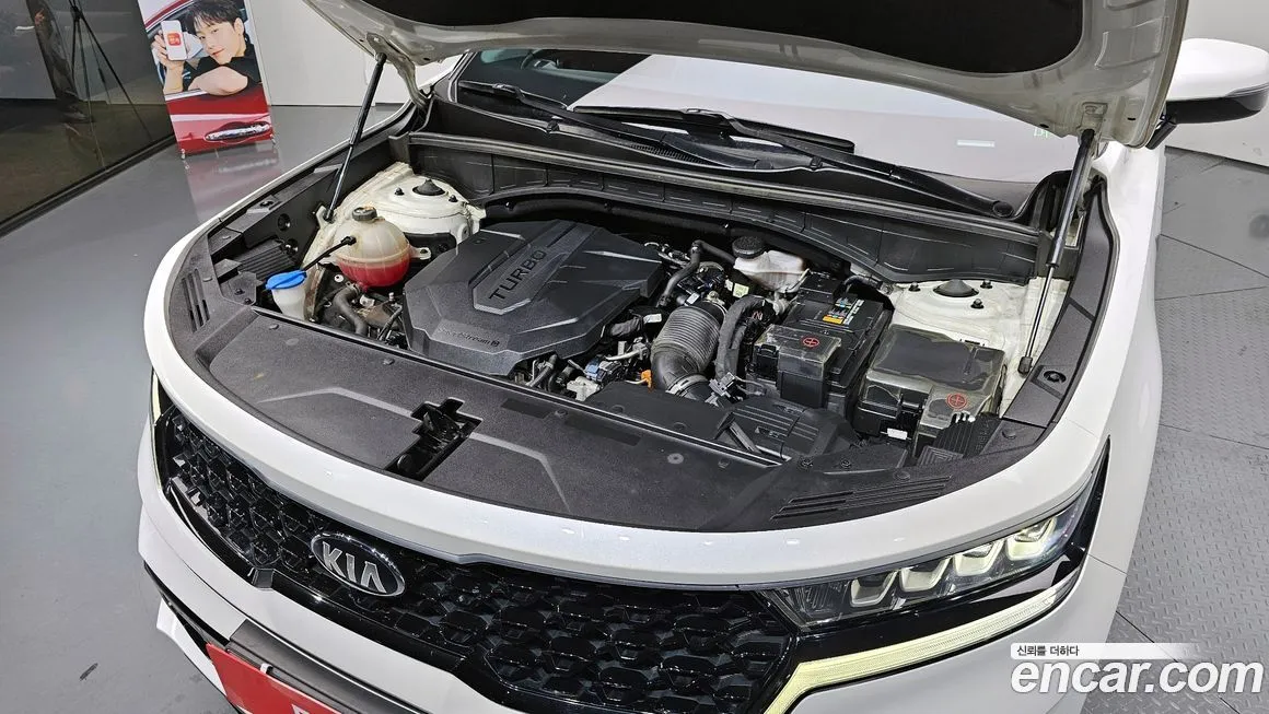 Kia Sorento — фото 10