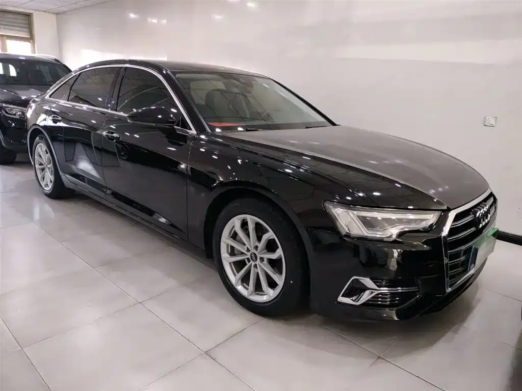 Audi A6L 2023 из CN, фото 4