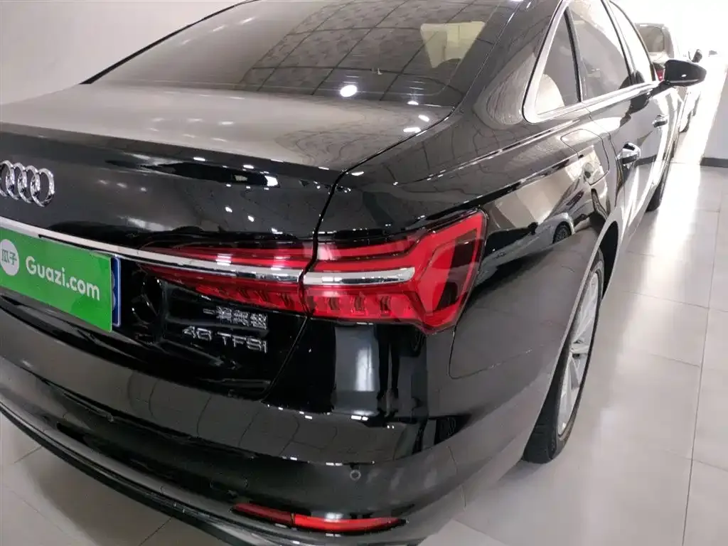 Audi A6L 2023 из CN, фото 7