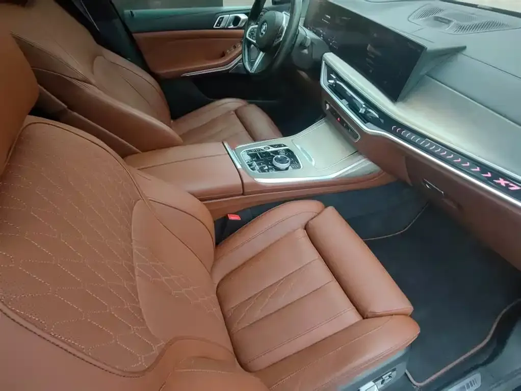 BMW X7 2023 из CN, фото 3