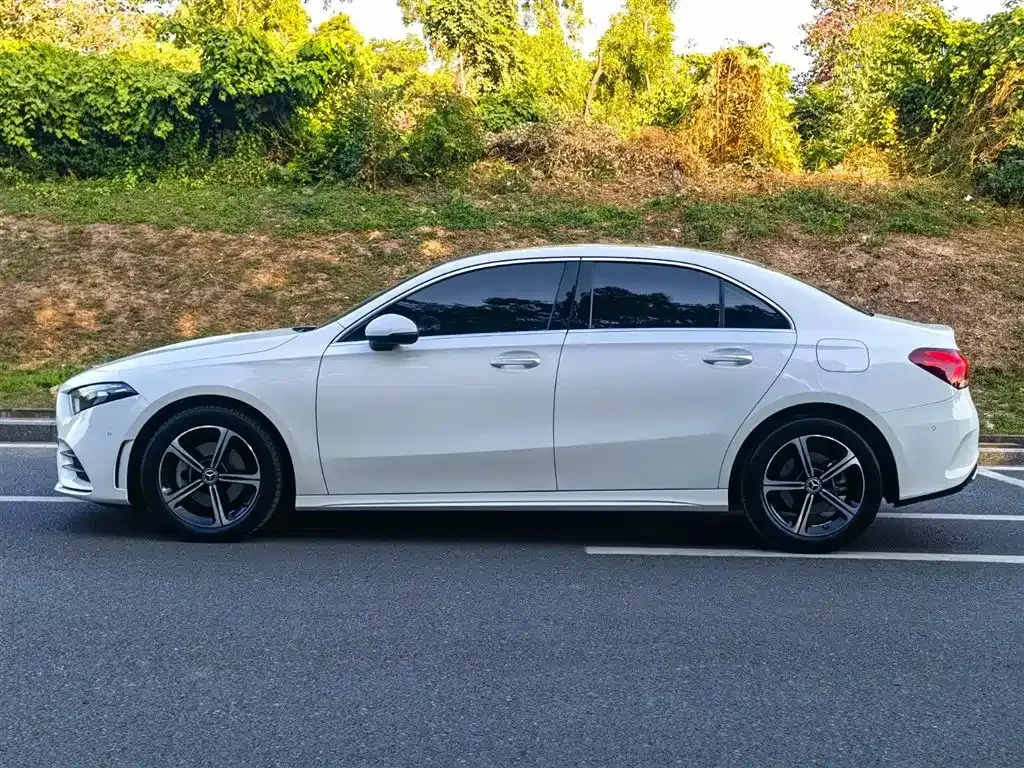 Mercedes-Benz A-Class 2022 из CN, фото 8