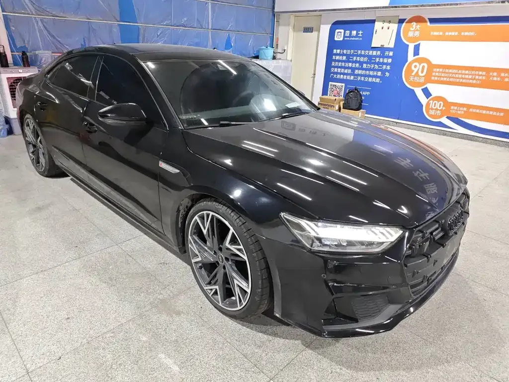 Audi A7L 2023 из CN, фото 6