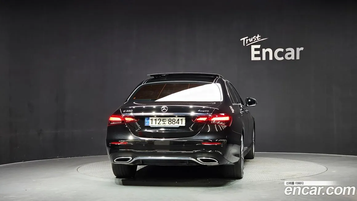 Mercedes-Benz E-Class 2022 из KR, фото 2