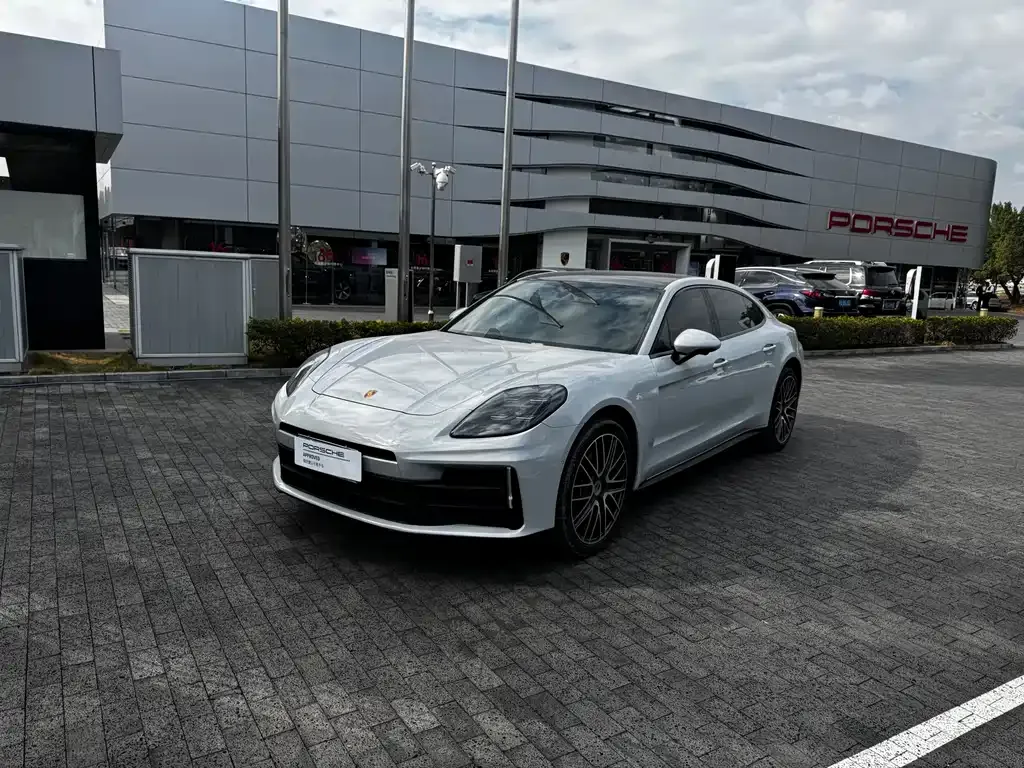 Porsche Panamera 2024 из CN, фото 1