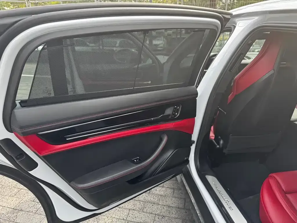 Porsche Panamera 2024 из CN, фото 4