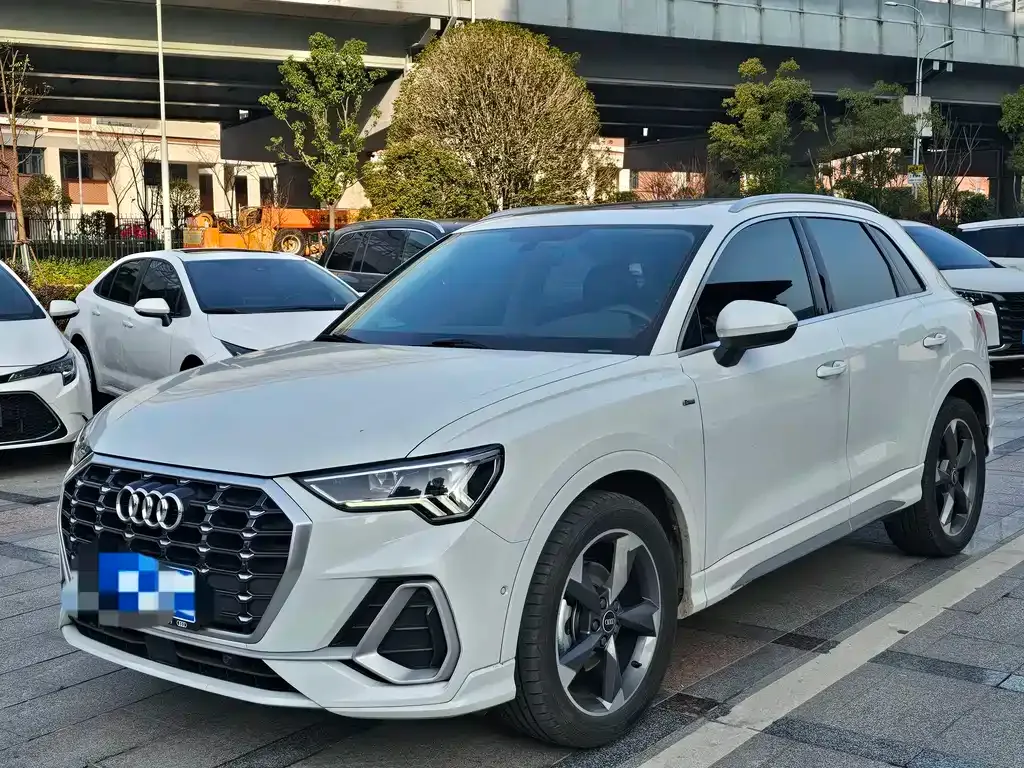 Audi Q3 2021 из CN, фото 1
