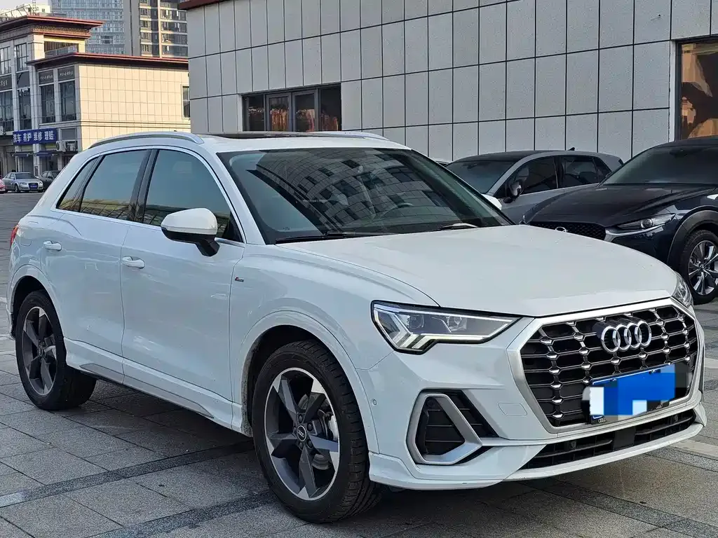 Audi Q3 2021 из CN, фото 9