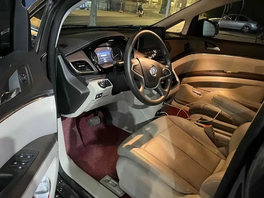 Buick GL8 2025 из CN, фото 6