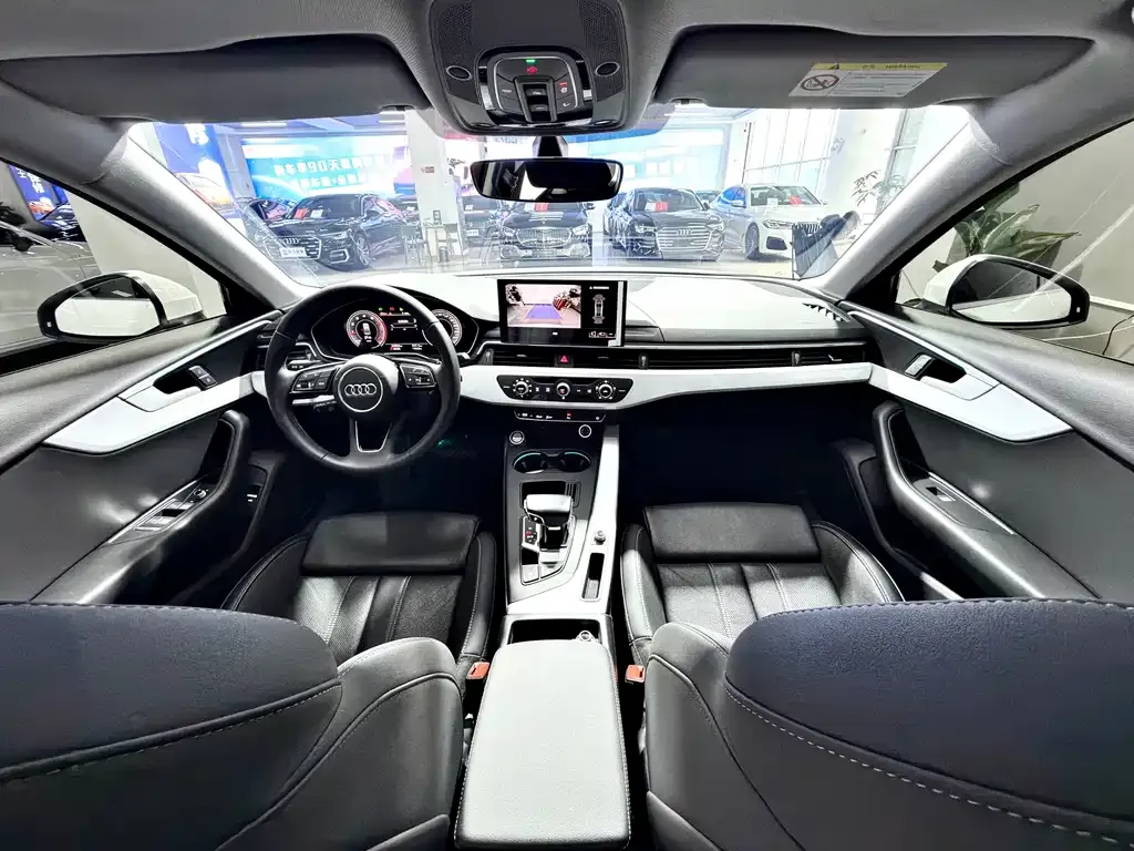 Audi A4L 2024 из CN, фото 3