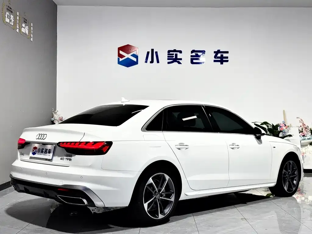 Audi A4L 2024 из CN, фото 4