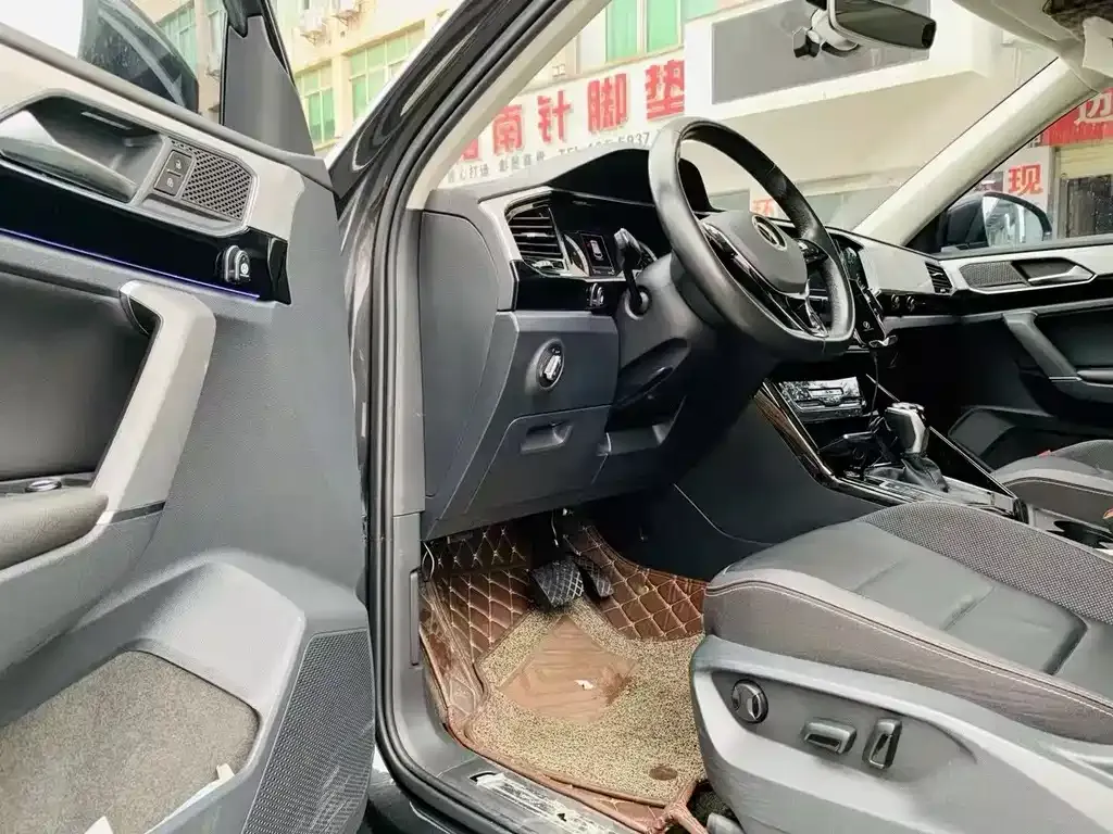 Volkswagen Tayron 2021 из CN, фото 8
