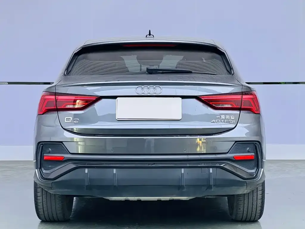 Audi Q3 Sportback 2021 из CN, фото 2