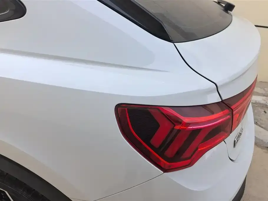 Audi Q3 Sportback 2022 из CN, фото 2