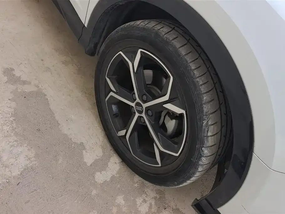 Audi Q3 Sportback 2022 из CN, фото 4