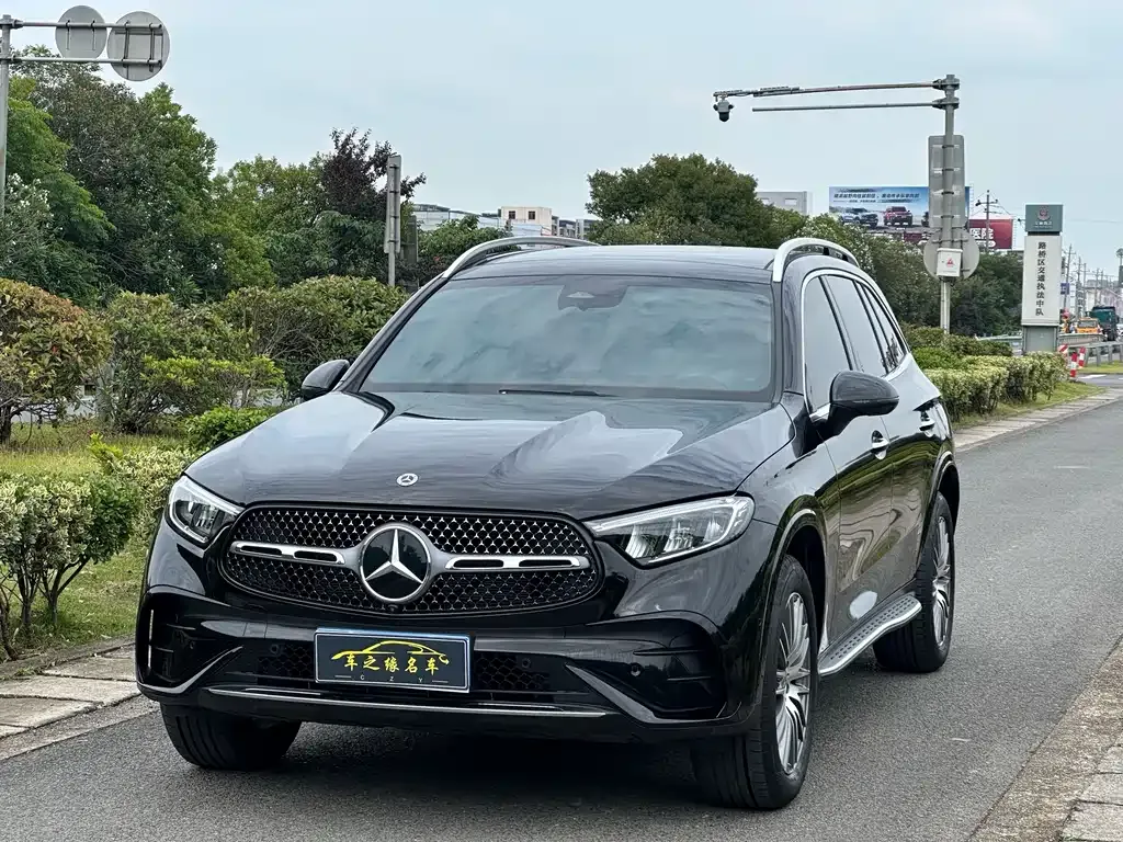 Mercedes-Benz GLC 2024 из CN, фото 1