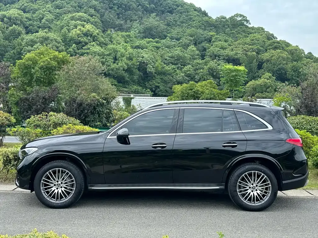 Mercedes-Benz GLC 2024 из CN, фото 7