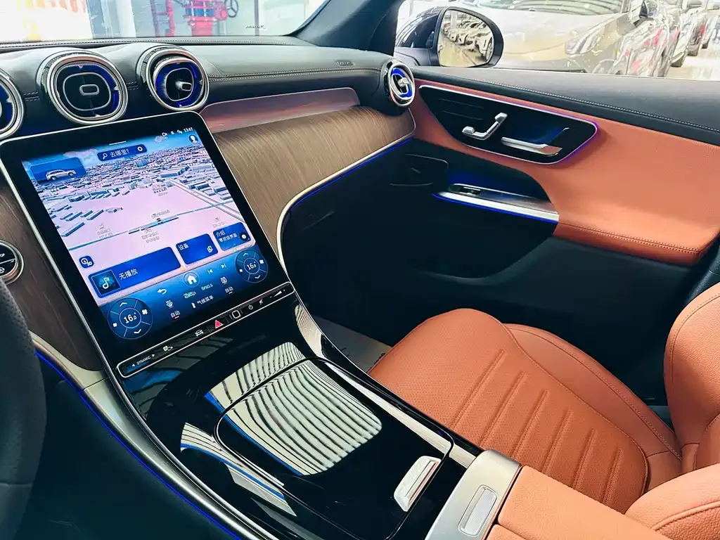 Mercedes-Benz GLC 2024 из CN, фото 3