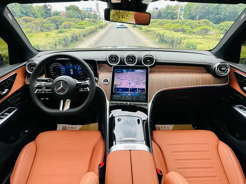 Mercedes-Benz GLC 2024 из CN, фото 8
