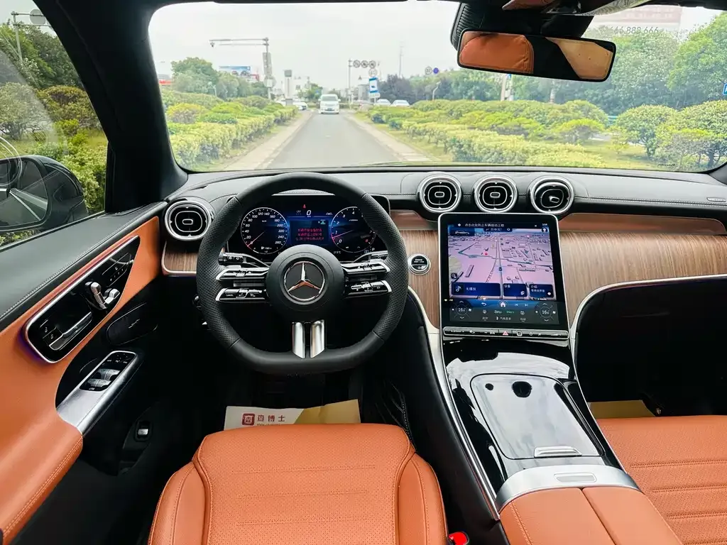 Mercedes-Benz GLC 2024 из CN, фото 2