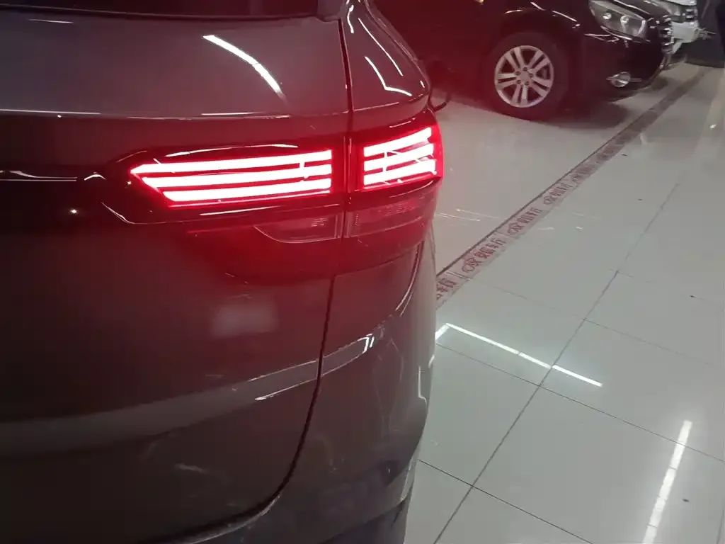 Geely Binyue 2025 из CN, фото 4