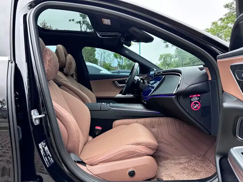 Mercedes-Benz E-Class 2024 из CN, фото 4