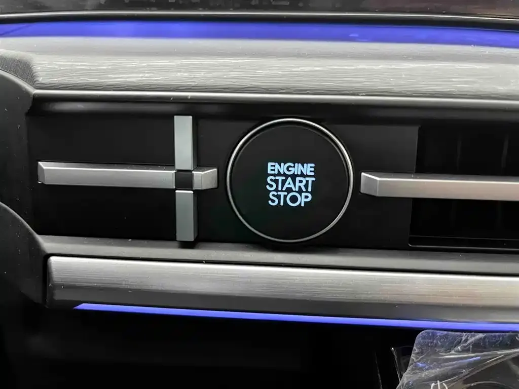 Hyundai Santa Fe 2024 из CN, фото 5