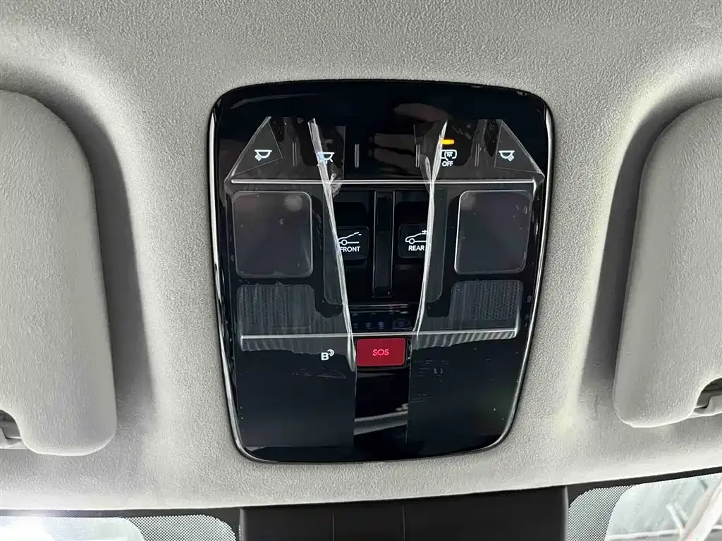 Hyundai Santa Fe 2024 из CN, фото 10